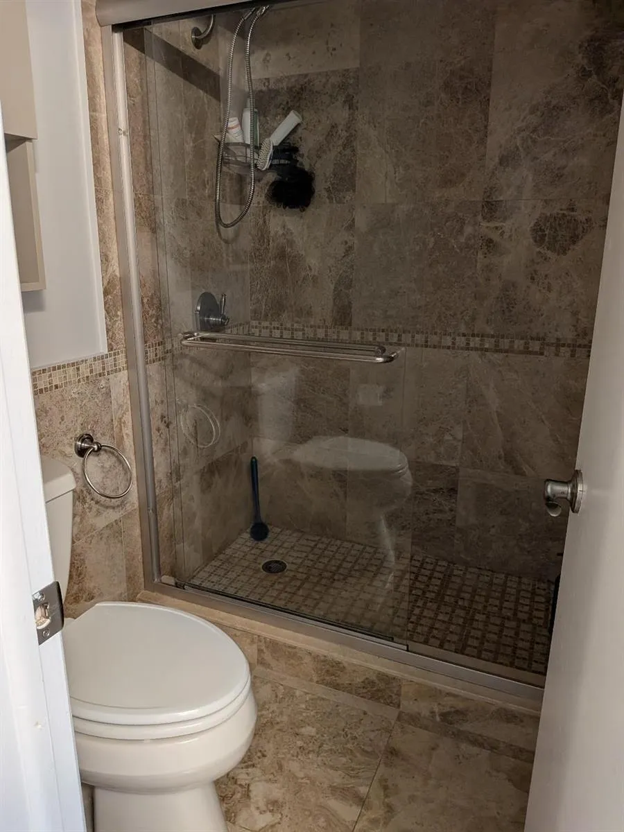 907 Cypress Terrace #205 Pompano Beach, FL 33069