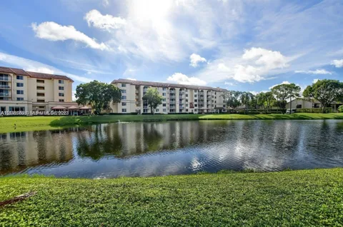 1258 S Military Trail #813