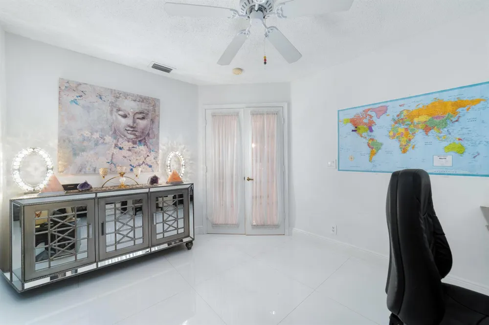 4477 NW 89th Way Coral Springs, FL 33065