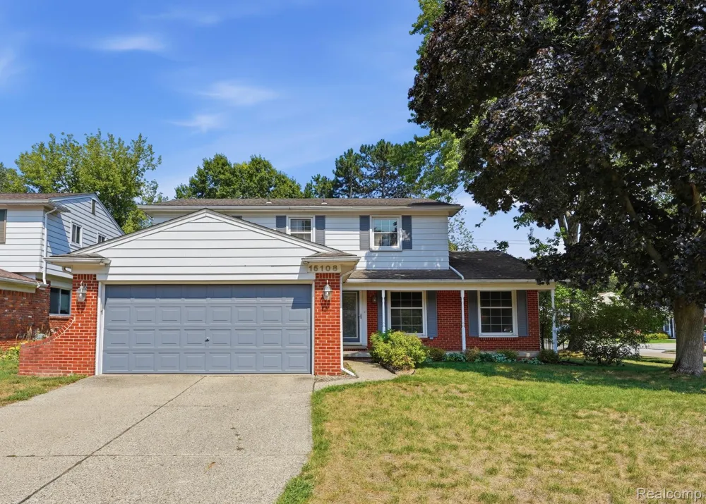 15108 Farmbrook Drive Plymouth Charter Township, MI 48170