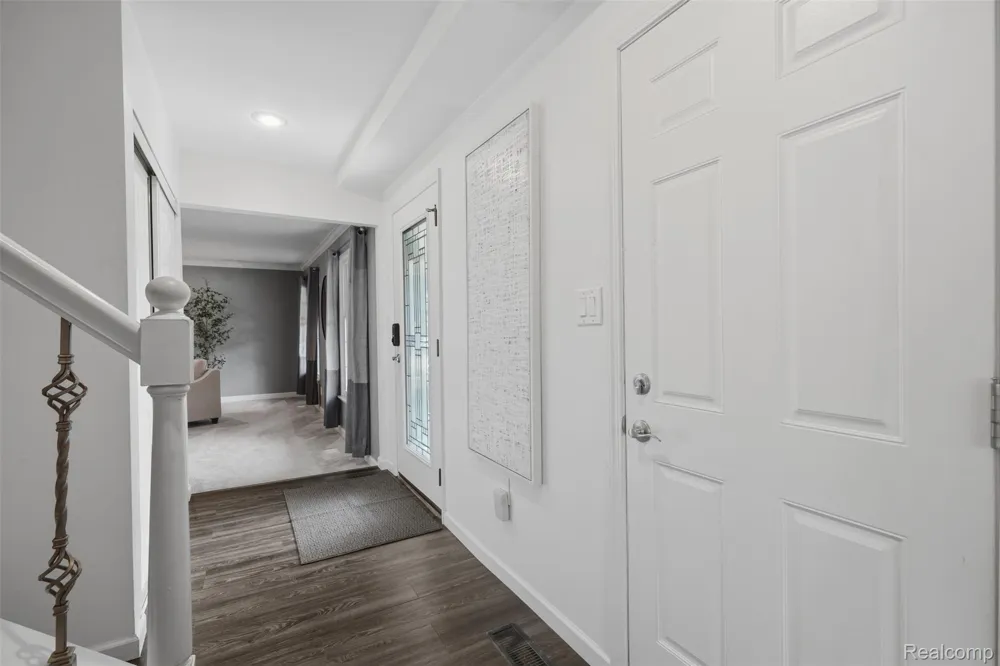 15108 Farmbrook Drive Plymouth Charter Township, MI 48170