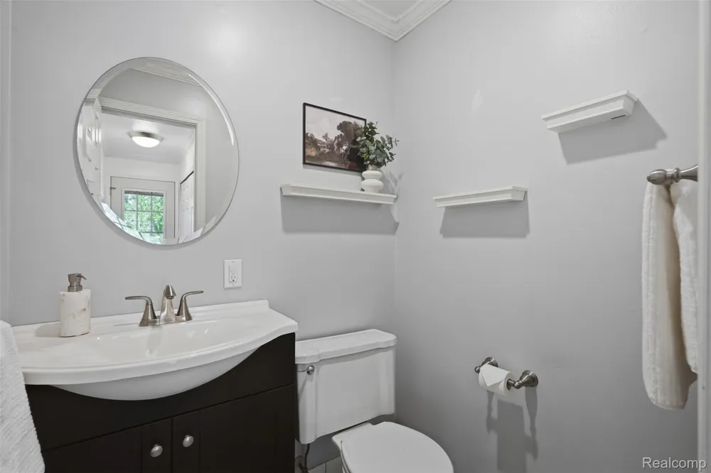 15108 Farmbrook Drive Plymouth Charter Township, MI 48170