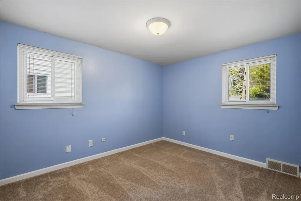 15108 Farmbrook Drive Plymouth Charter Township, MI 48170