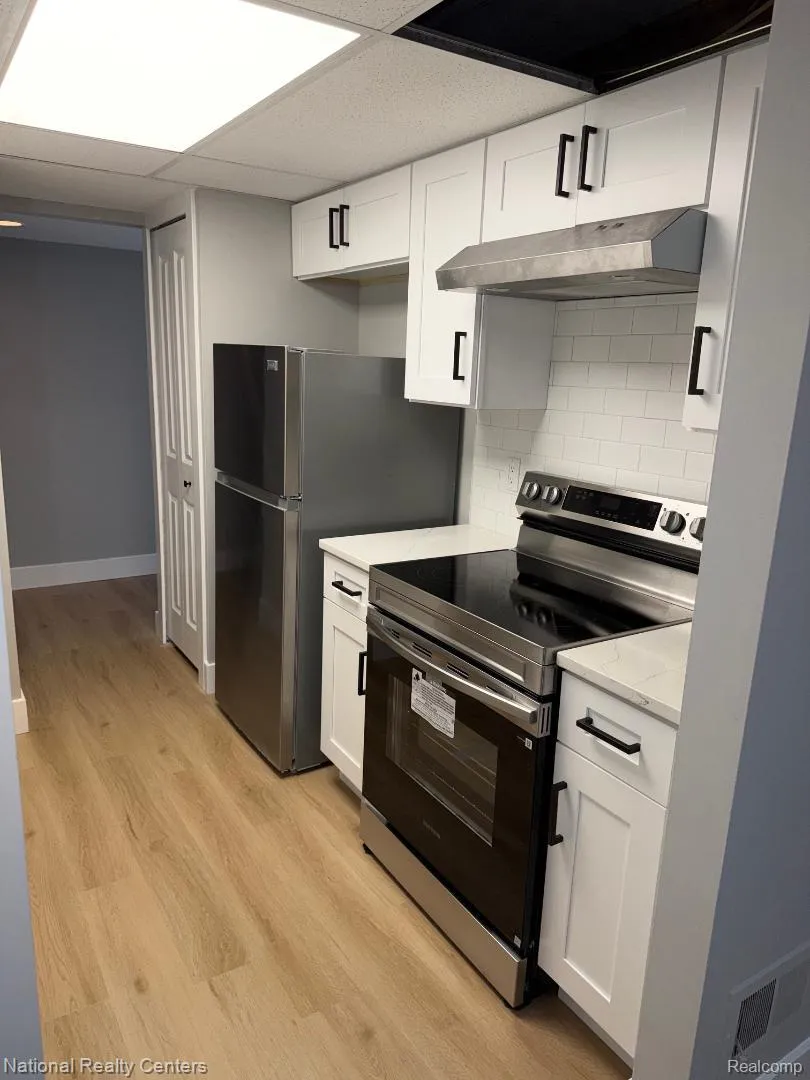 18207 University Park Drive Livonia City, MI 48152