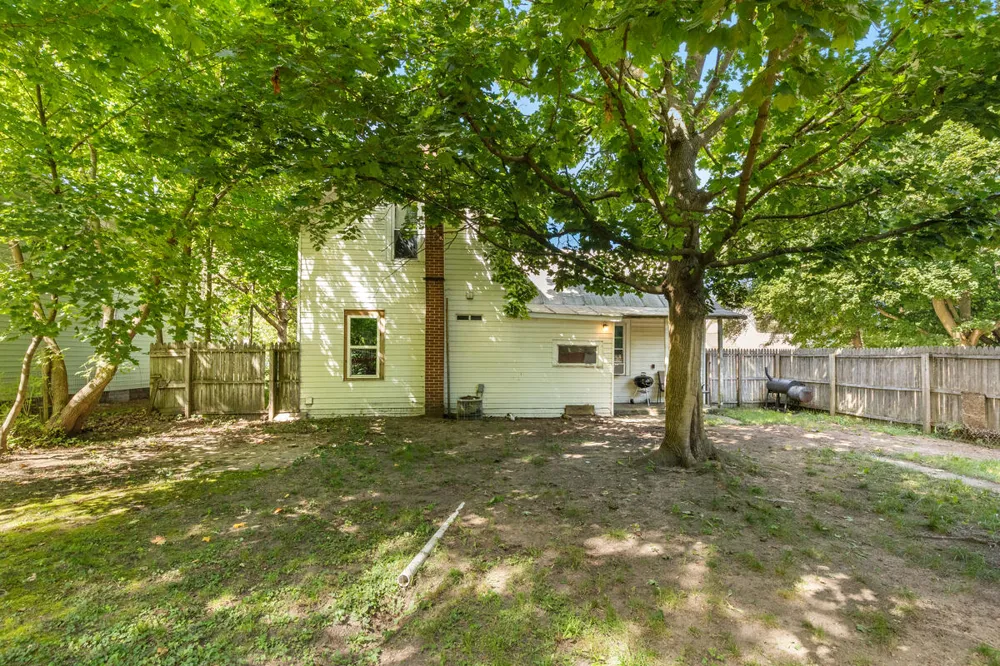 220 Lincoln Street Reynolds Township, MI 49329