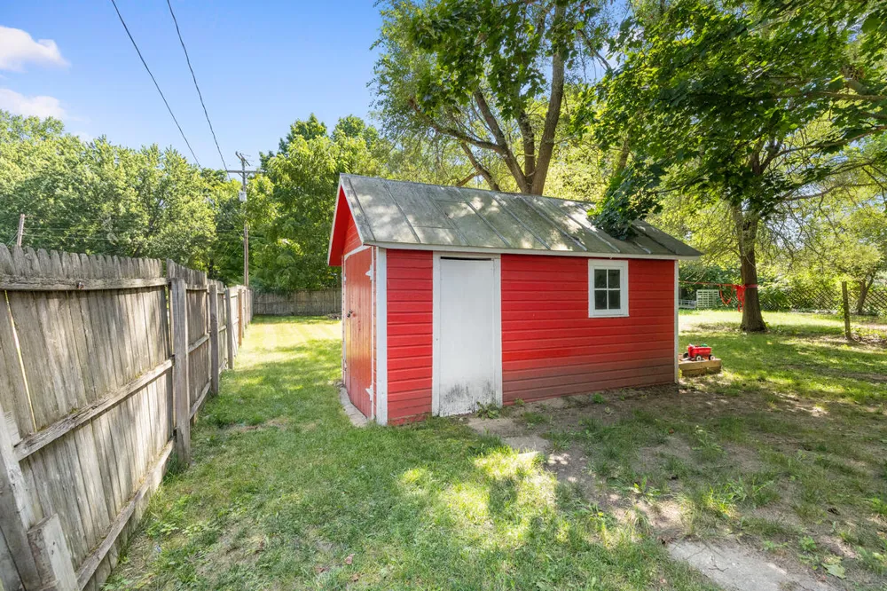 220 Lincoln Street Reynolds Township, MI 49329