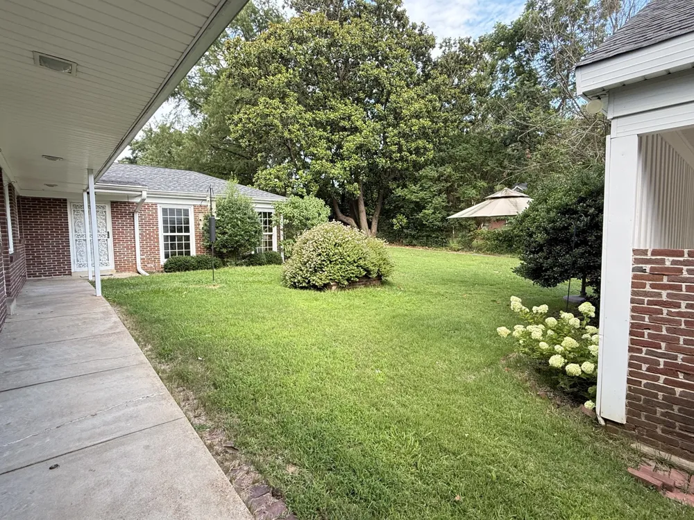 452 Walnut St Jackson, TN 38301