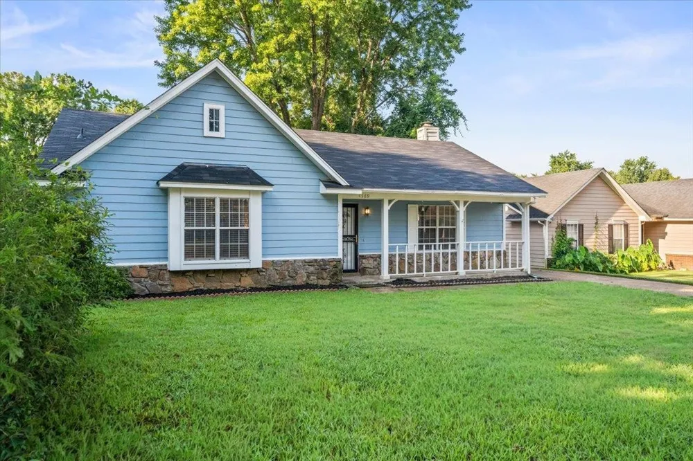 4569 COLUMBIA WOODS LN Millington, TN 38053