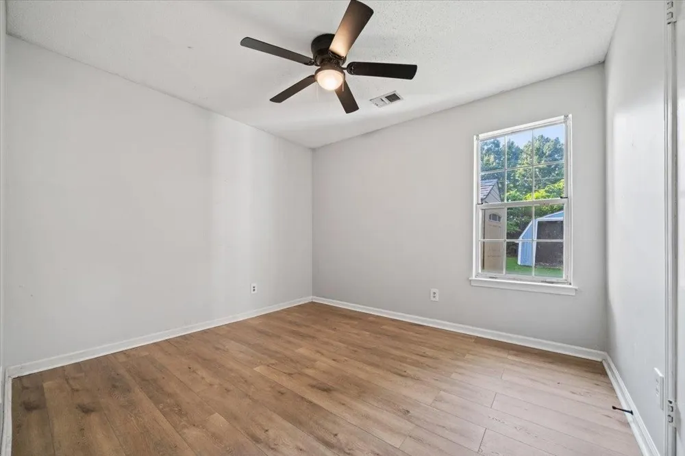 4569 COLUMBIA WOODS LN Millington, TN 38053