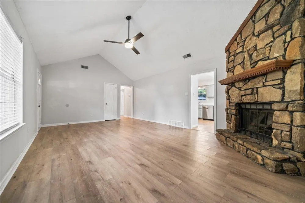 4569 COLUMBIA WOODS LN Millington, TN 38053