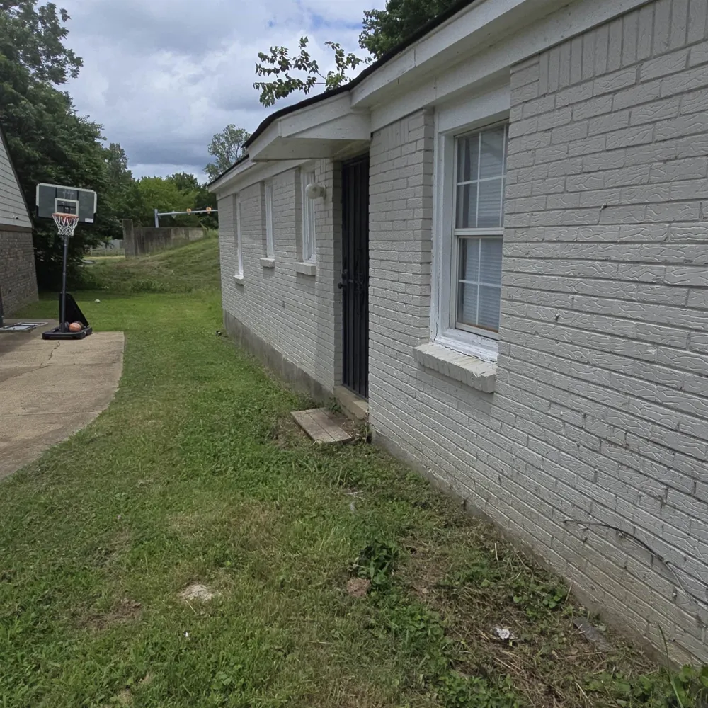 2982 SHANNON AVE Memphis, TN 38108