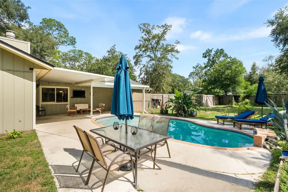 6110 NW 33RD TERRACE Gainesville, FL 32653