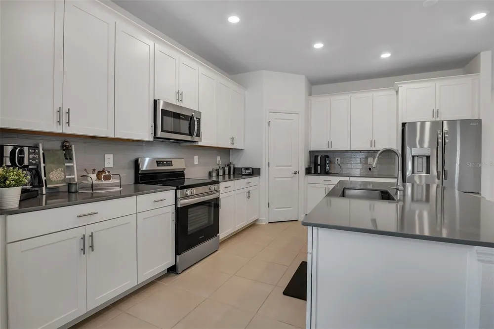 2637 PEACE OF MIND AVENUE Kissimmee, FL 34744