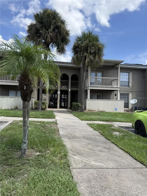 305 WYMORE ROAD ## 107