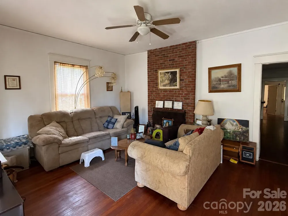 611 W Monroe Street Salisbury, NC 28144