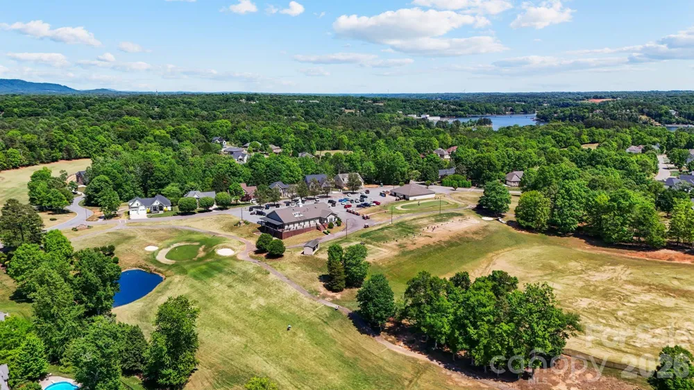 1116 Players Ridge Road Hickory, NC 28601
