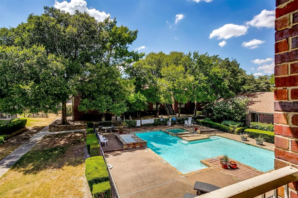 3212 Donnelly Circle #502 Fort Worth, TX 76107