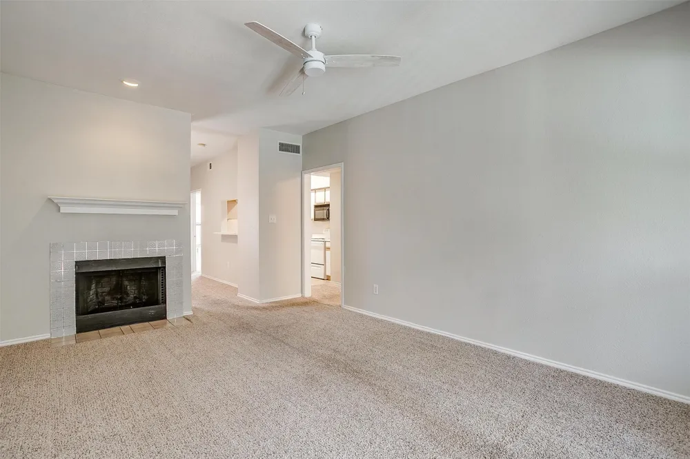 3212 Donnelly Circle #502 Fort Worth, TX 76107
