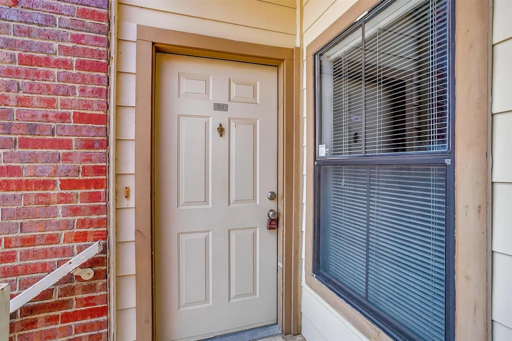 3212 Donnelly Circle #502 Fort Worth, TX 76107