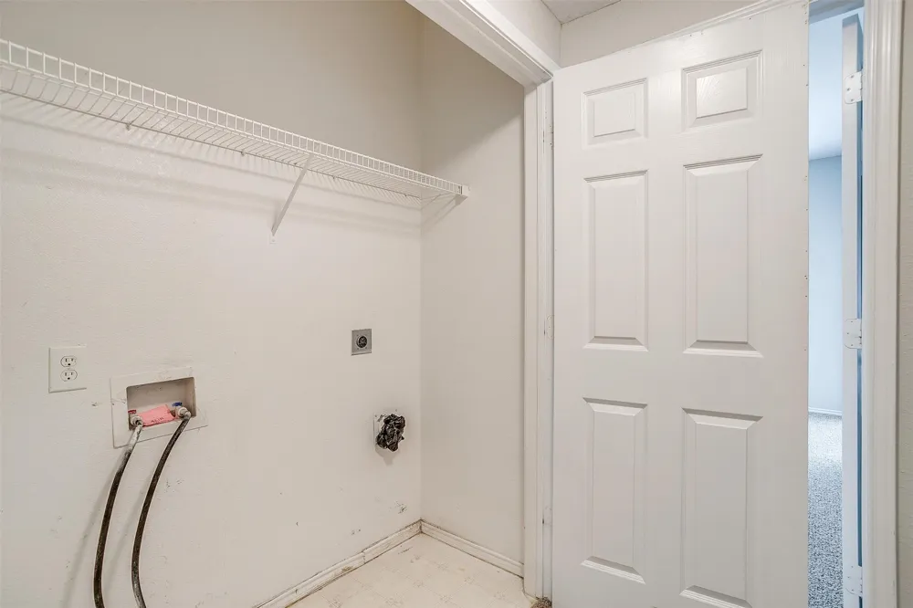 3212 Donnelly Circle #502 Fort Worth, TX 76107