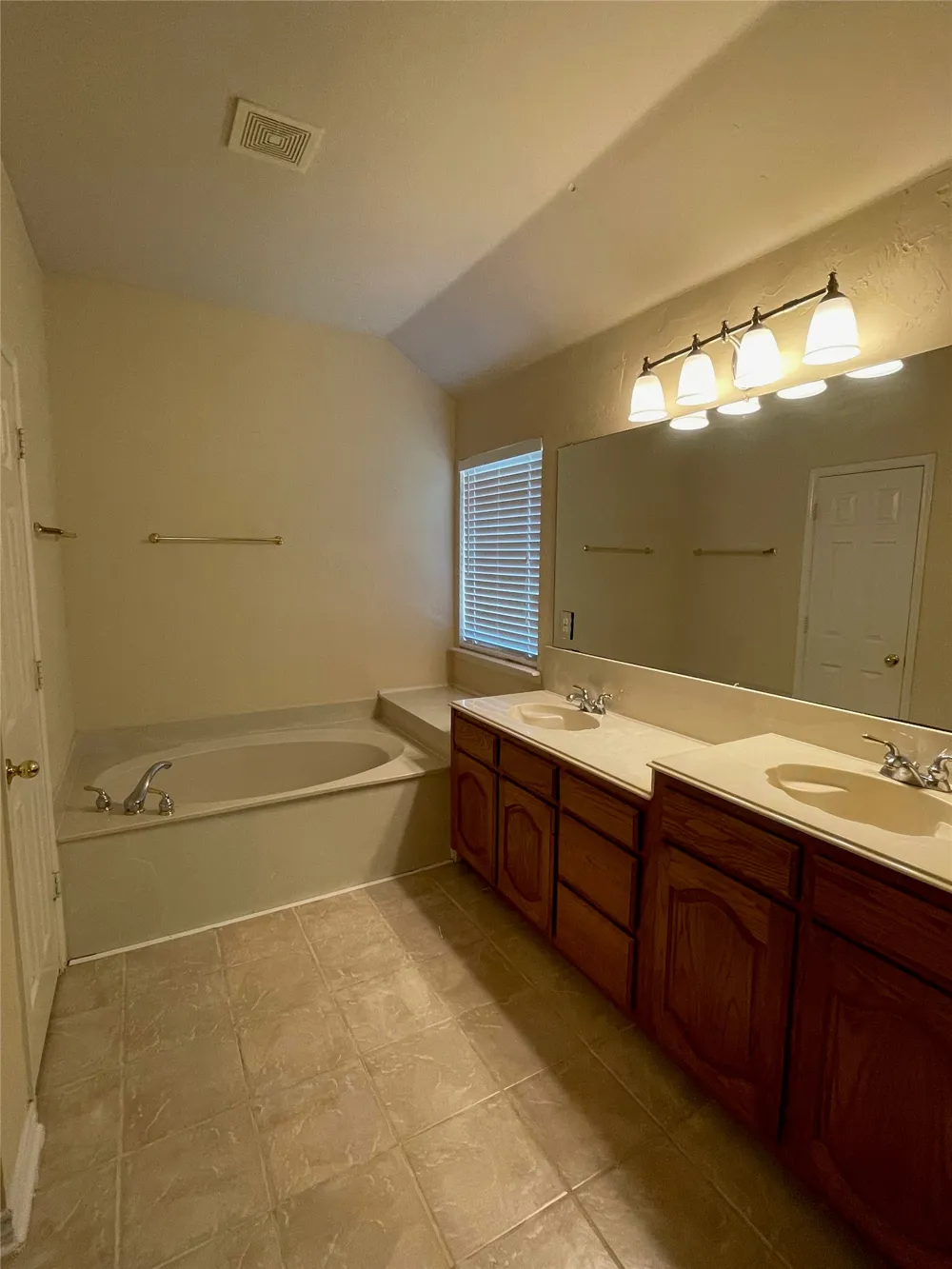 1425 Landsford Drive Allen, TX 75013