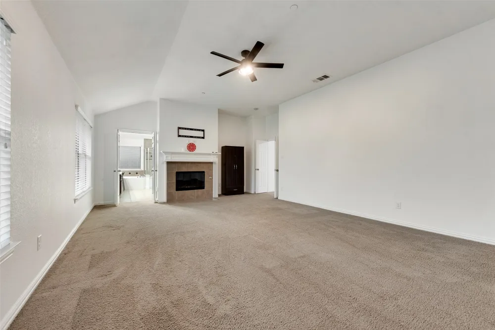 305 Blythe Bridge Drive Roanoke, TX 76262