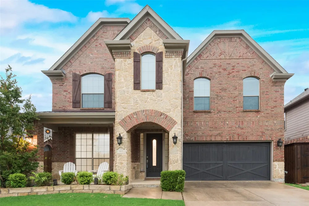 305 Blythe Bridge Drive Roanoke, TX 76262