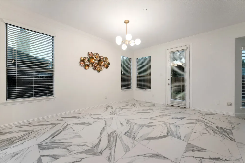 305 Blythe Bridge Drive Roanoke, TX 76262