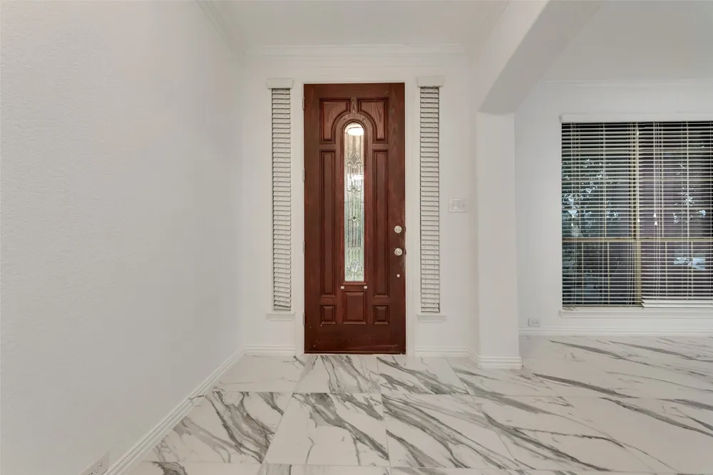 305 Blythe Bridge Drive Roanoke, TX 76262
