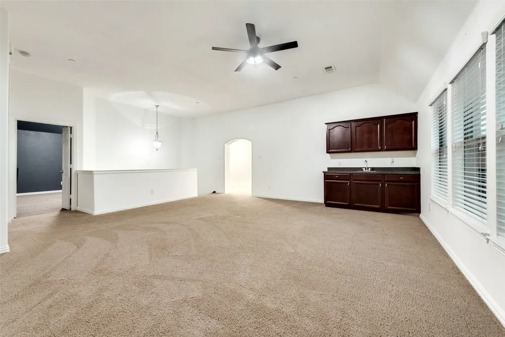 305 Blythe Bridge Drive Roanoke, TX 76262