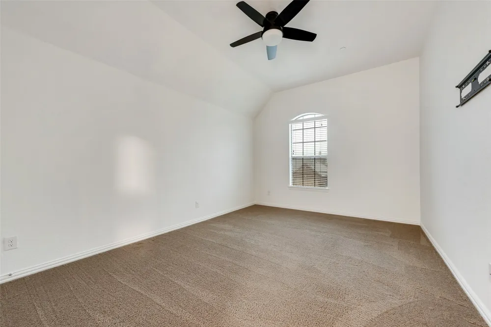 305 Blythe Bridge Drive Roanoke, TX 76262