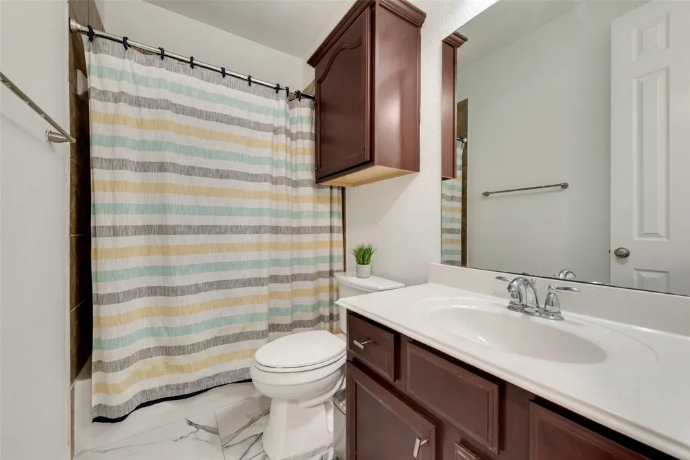 305 Blythe Bridge Drive Roanoke, TX 76262