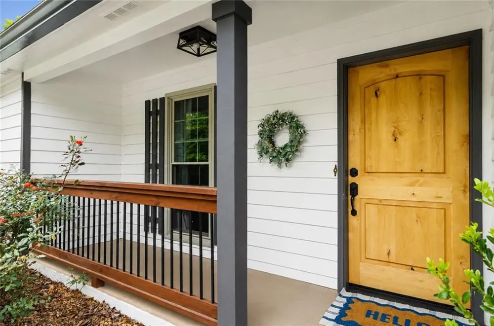 330 Monivea Lane Roswell, GA 30075