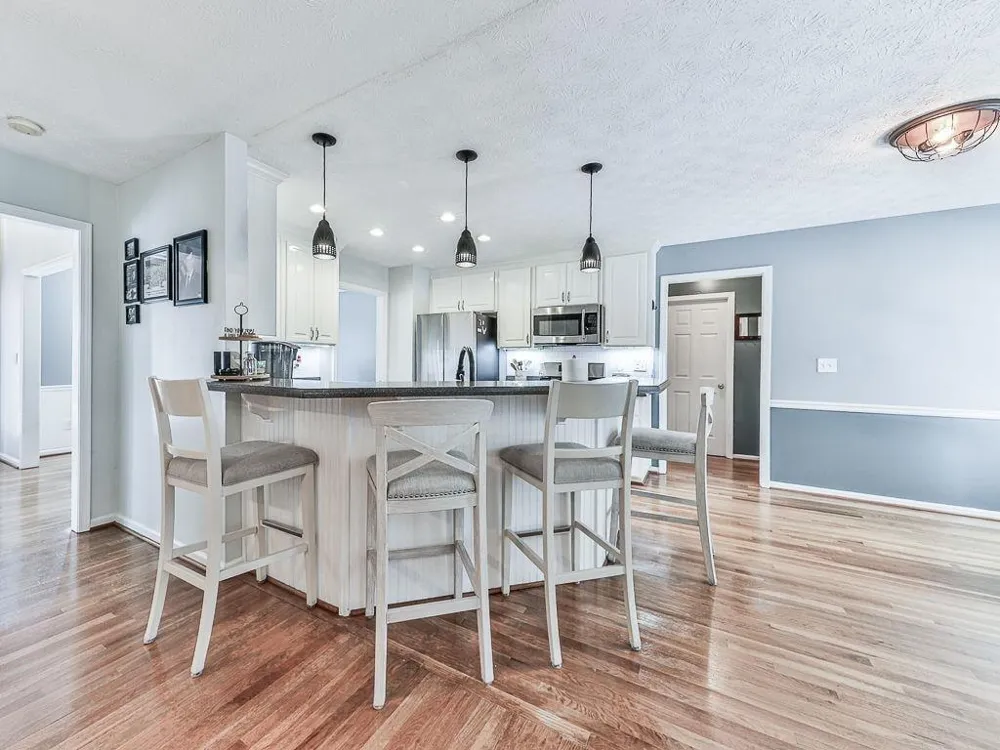 373 Yonah Circle Woodstock, GA 30189