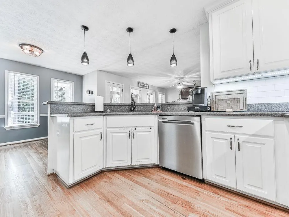 373 Yonah Circle Woodstock, GA 30189