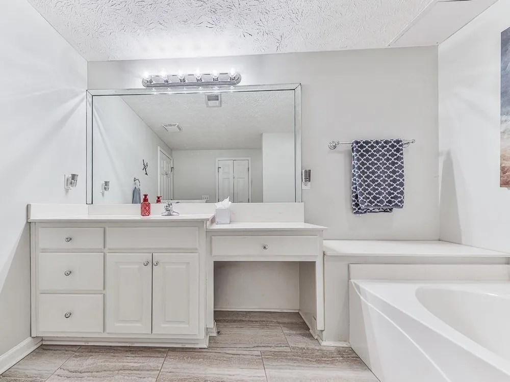 373 Yonah Circle Woodstock, GA 30189