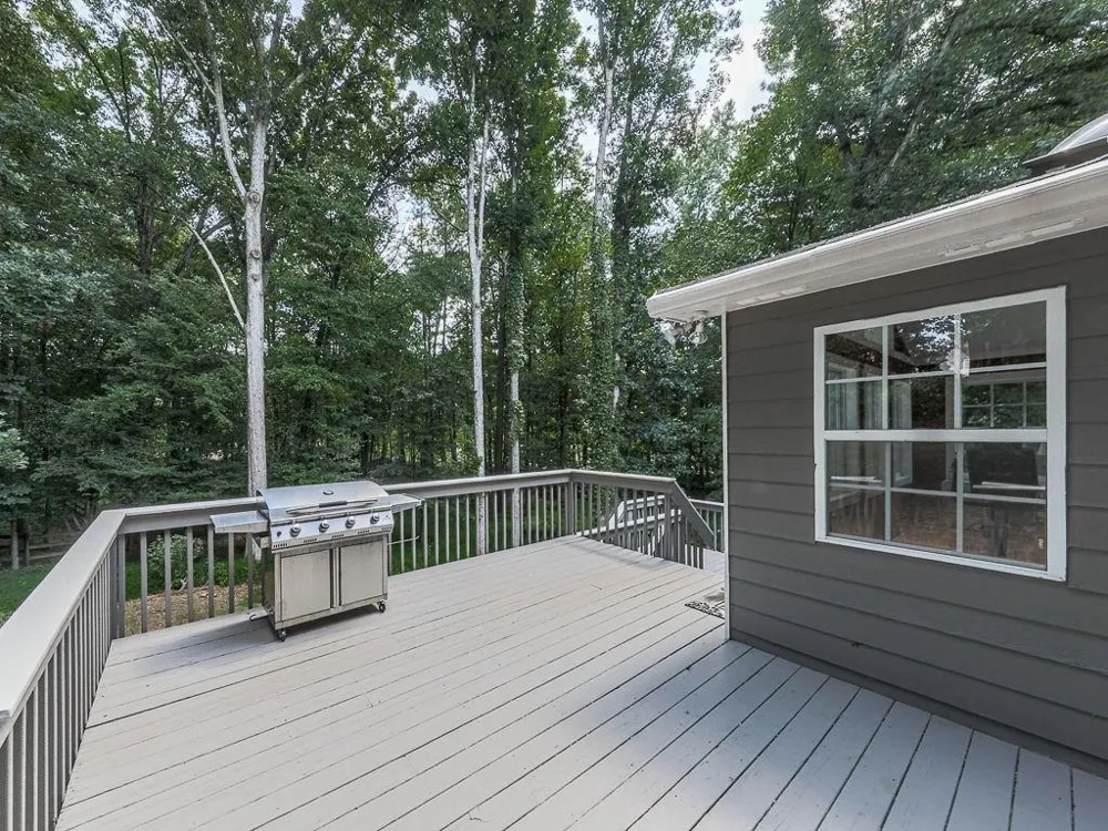 373 Yonah Circle Woodstock, GA 30189