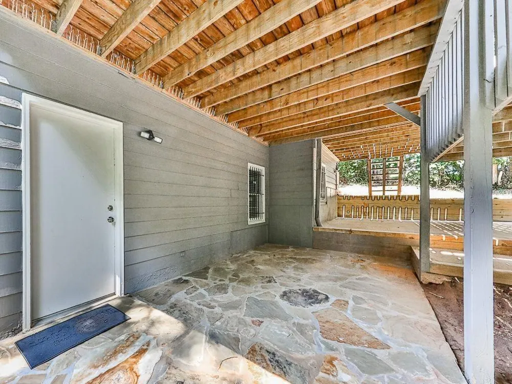 373 Yonah Circle Woodstock, GA 30189