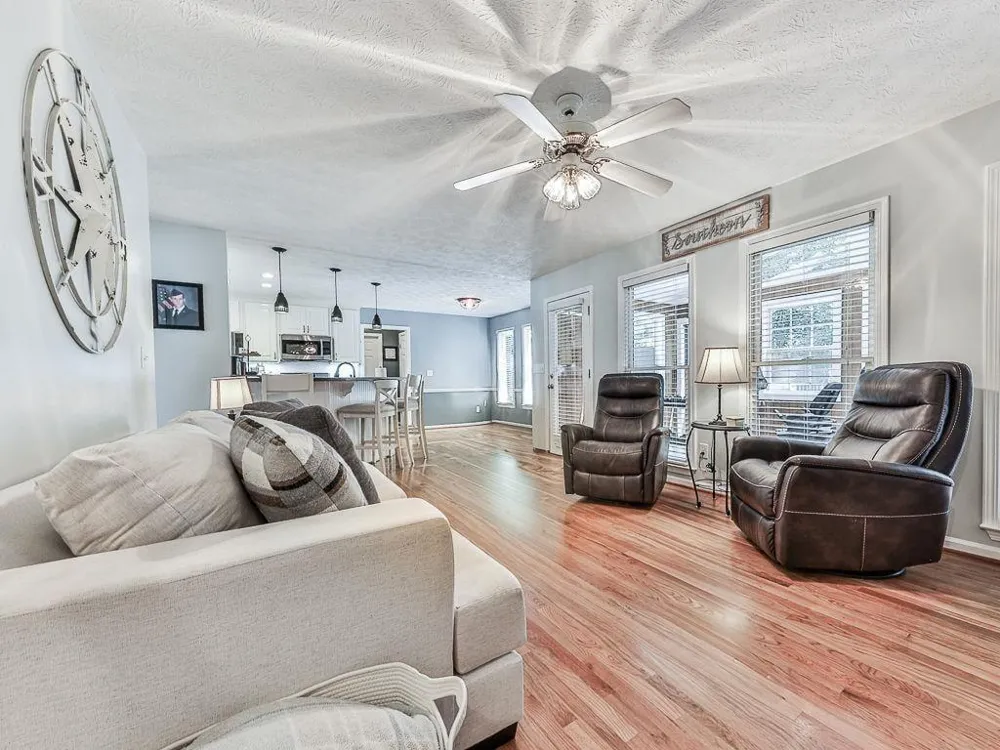 373 Yonah Circle Woodstock, GA 30189