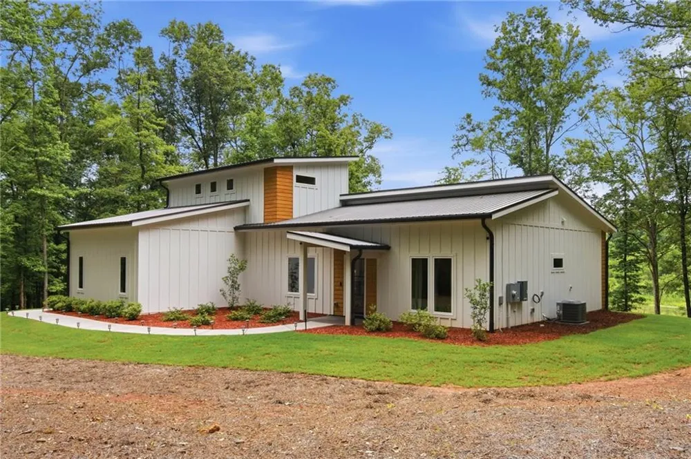 161 Hoot Owl Lane Eatonton, GA 31024