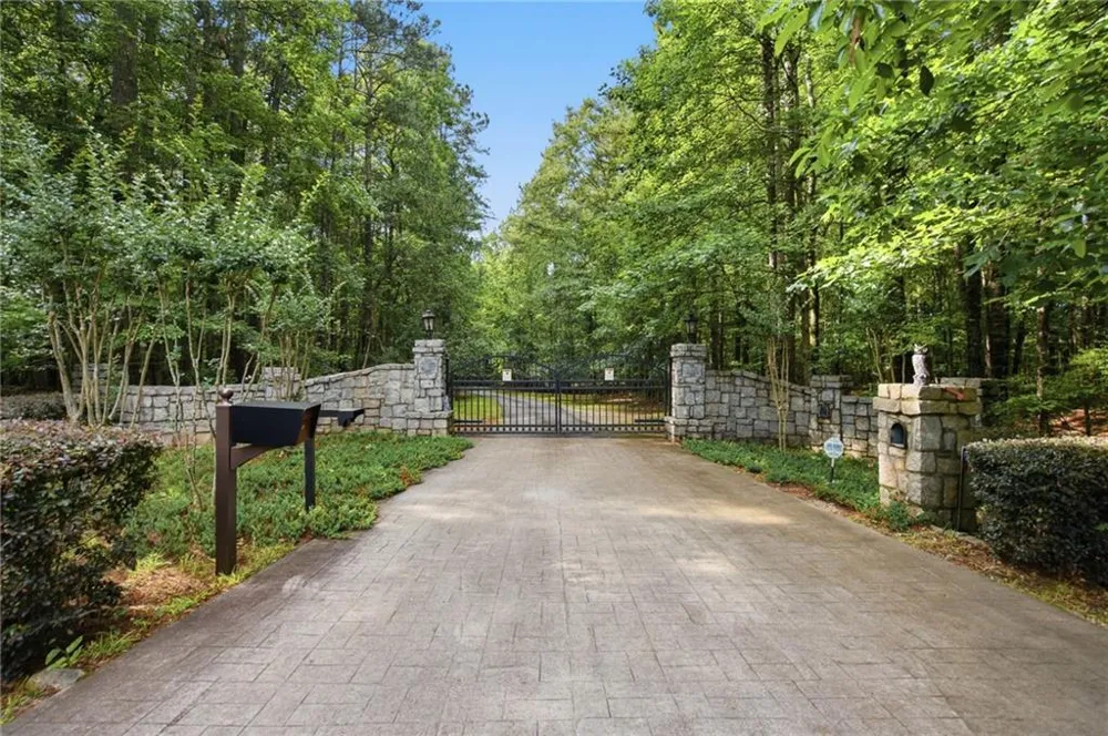 161 Hoot Owl Lane Eatonton, GA 31024