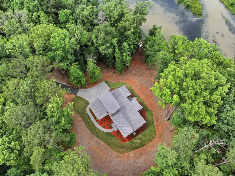 161 Hoot Owl Lane Eatonton, GA 31024