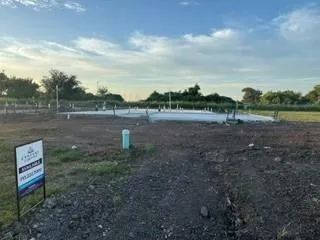 1600 Elm Court Angleton, TX 77515