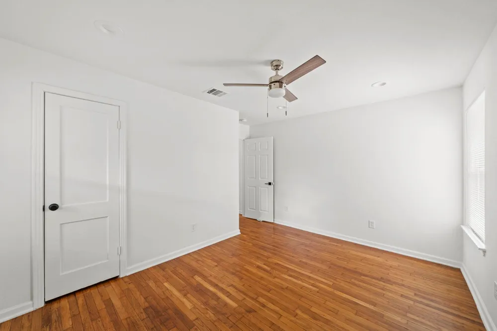 4618 Ella Boulevard Houston, TX 77018