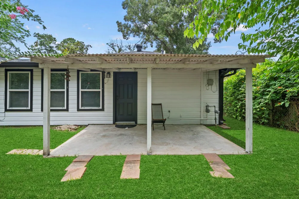 4618 Ella Boulevard Houston, TX 77018