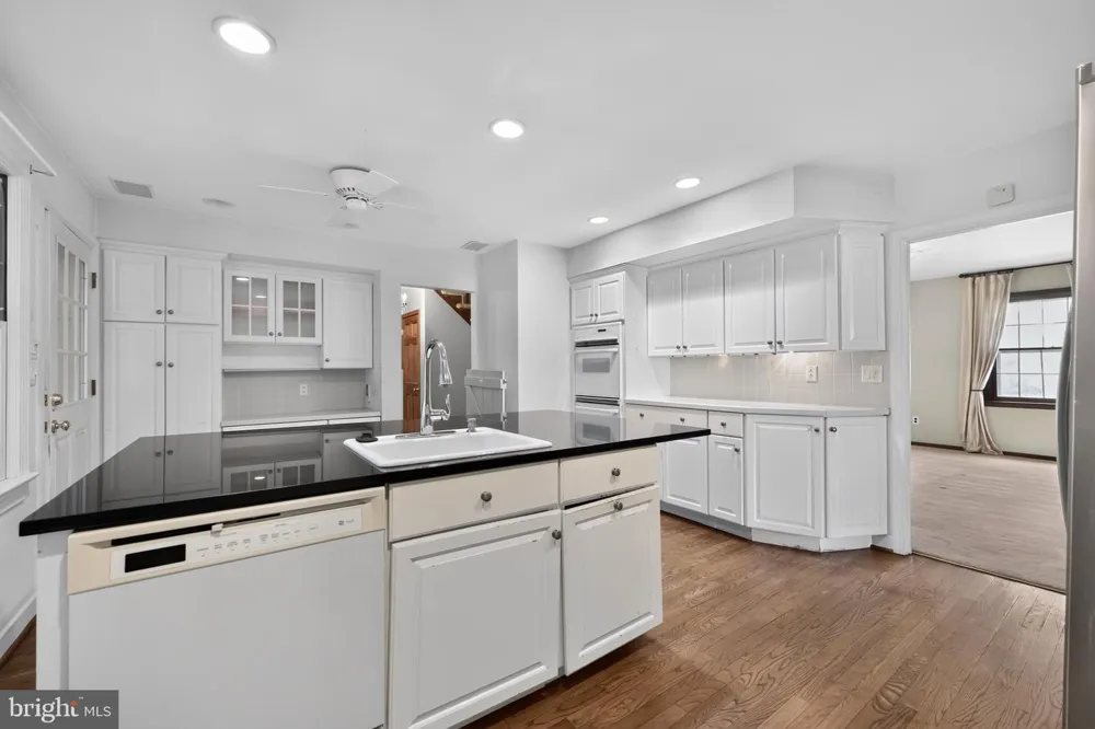 120 DAM VIEW ROAD Media, PA 19063