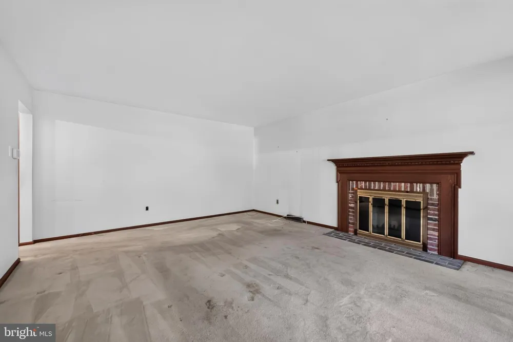 120 DAM VIEW ROAD Media, PA 19063
