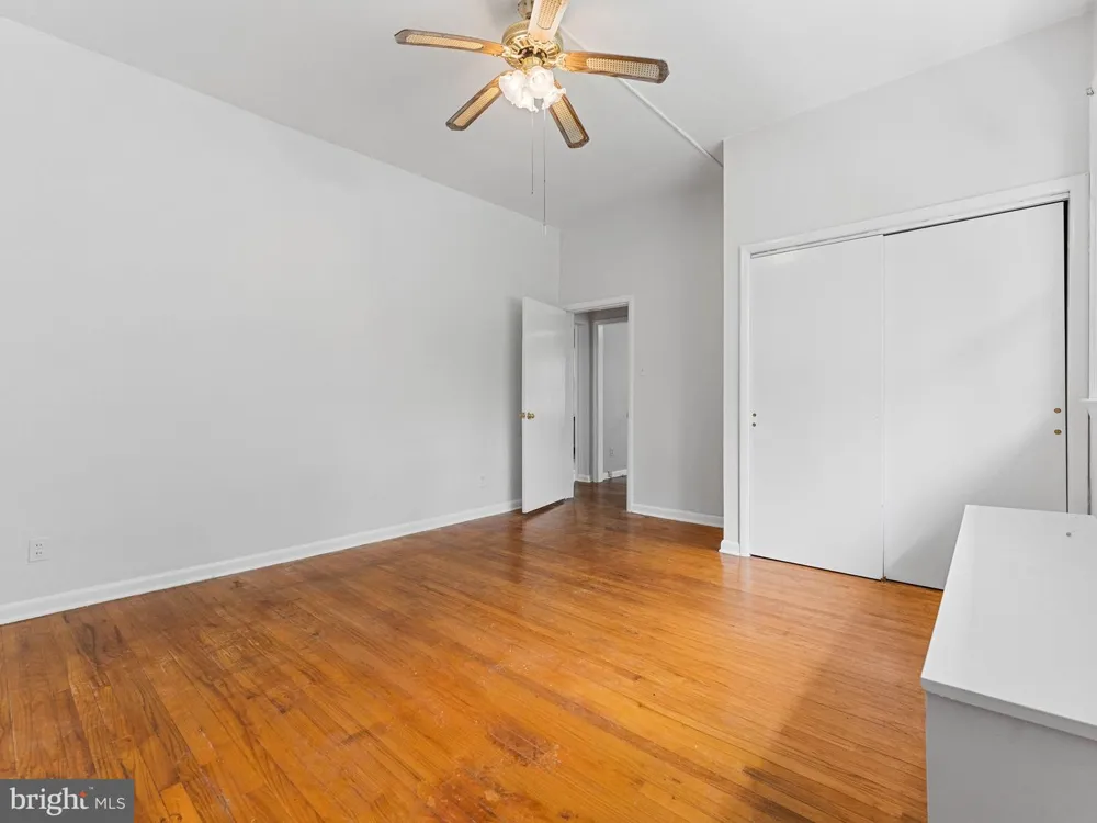 13 HADDON AVENUE Gibbsboro, NJ 08026