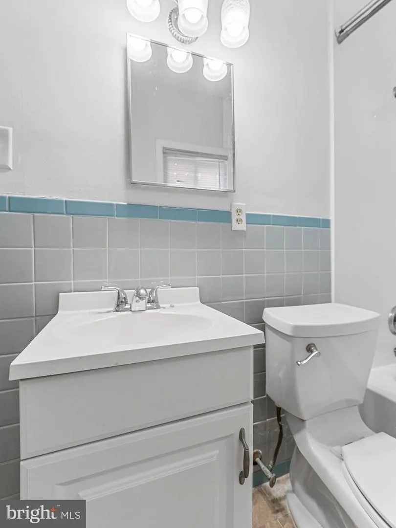 13 HADDON AVENUE Gibbsboro, NJ 08026