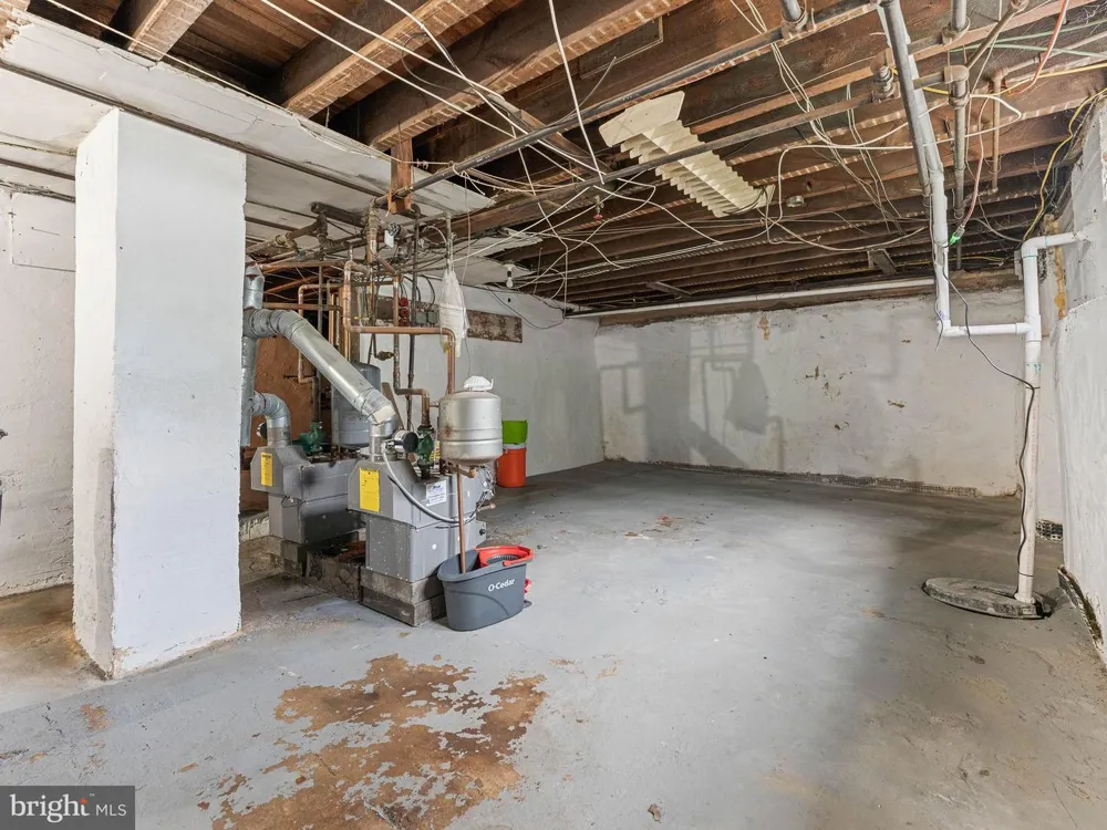 13 HADDON AVENUE Gibbsboro, NJ 08026
